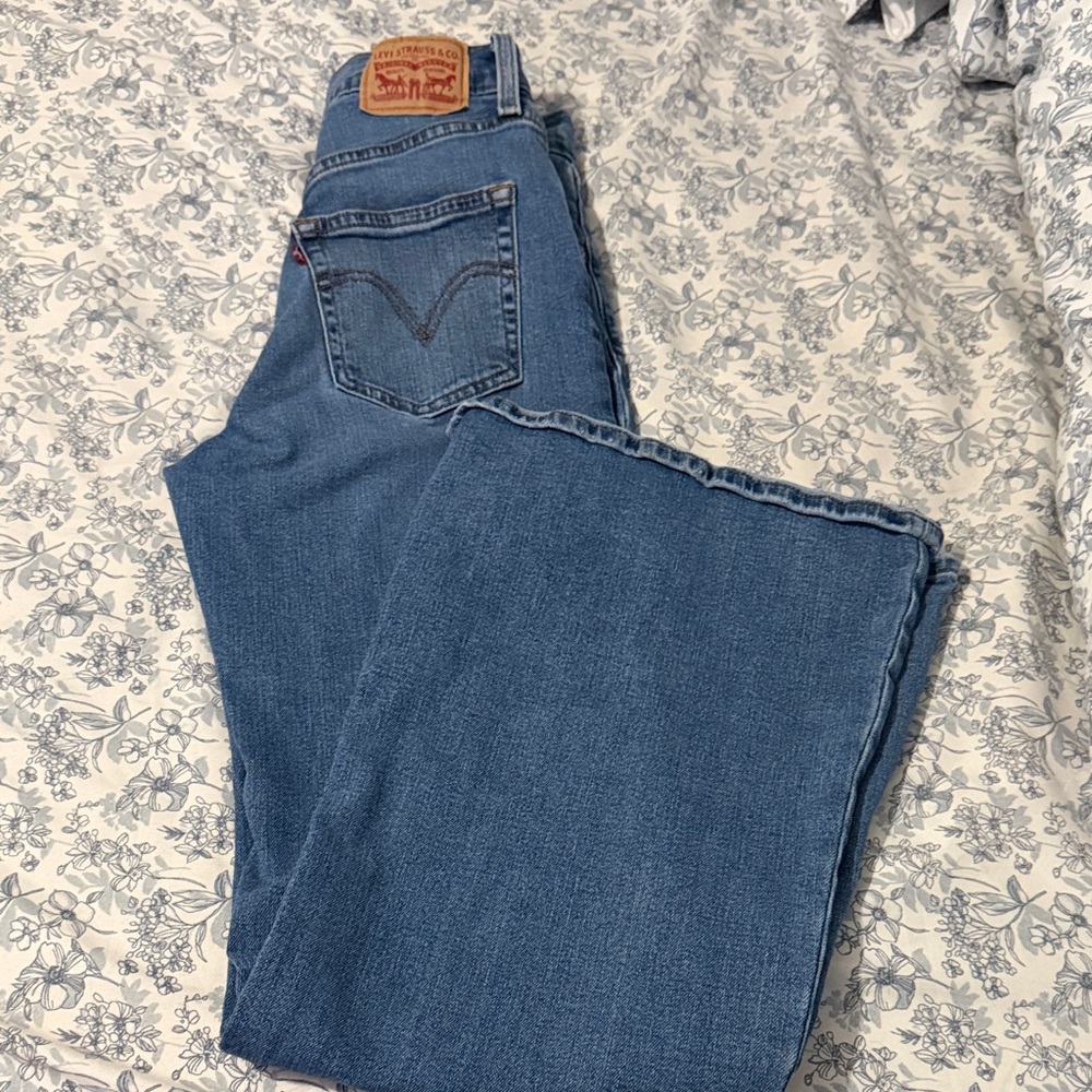 Levi's Women's Straight Leg Denim Jeans